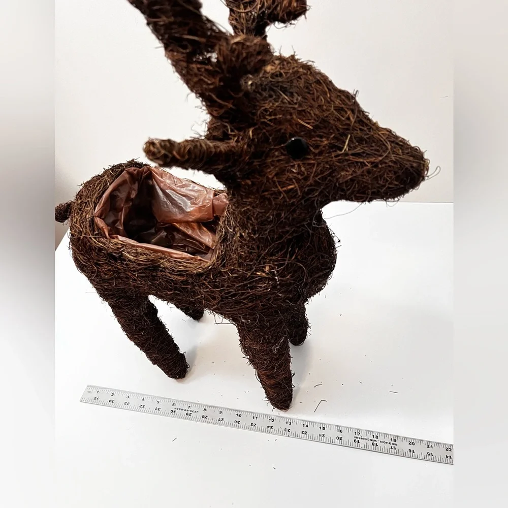 Reindeer Planter Natural Brown Vine Liner Christmas Arrangement Cabincore Decor